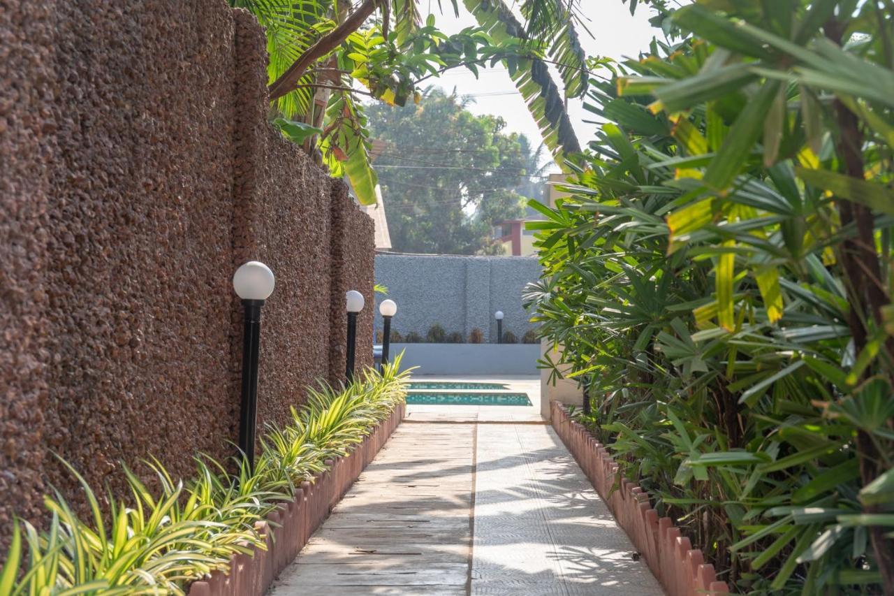 Hotel Citrus Prime Candolm, Goa Candolim Esterno foto