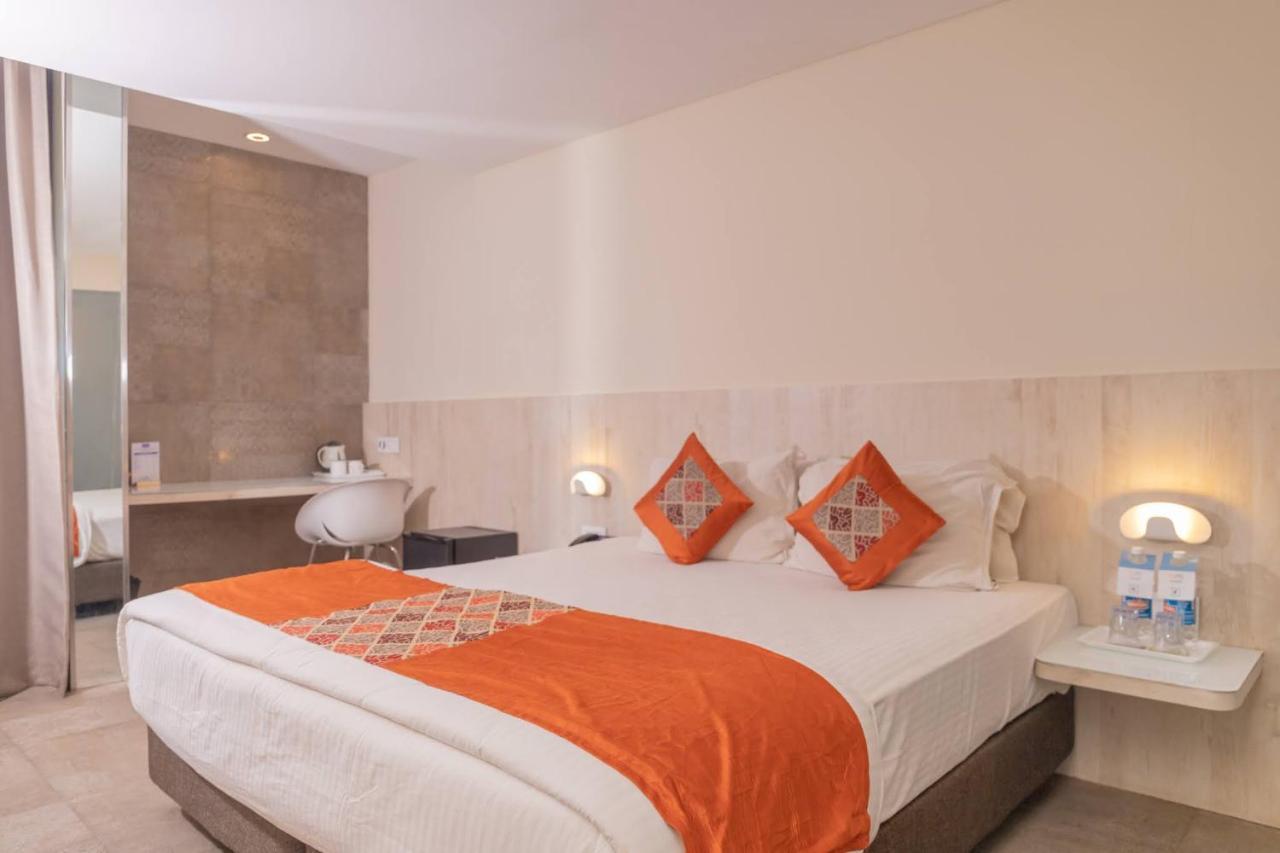 Hotel Citrus Prime Candolm, Goa Candolim Esterno foto